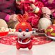 thumbnail image 1 of Adorno de Escritorio Suave de Felpa de Conejo de Estilo Chino año Nuevo Animal Relleno Almohada para Tienda Decoración de Mesa de Oficina de 20 centímetros Macarena Juguetes de peluche, 1 of 8