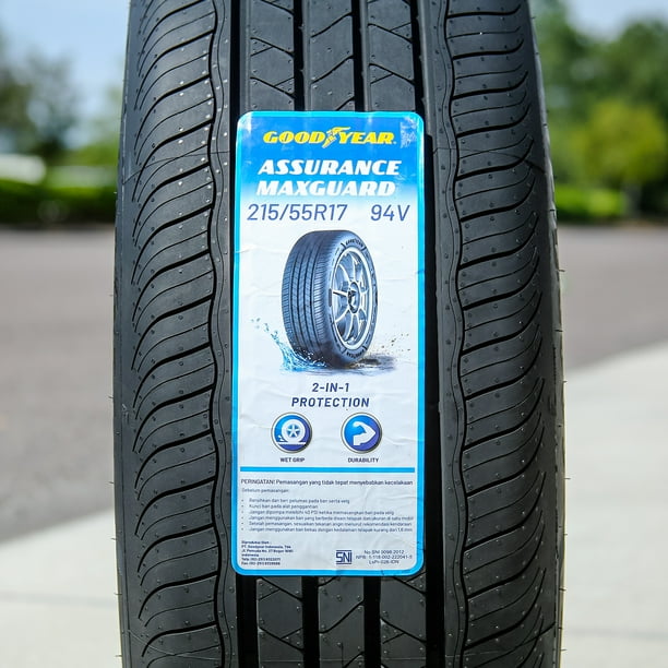 Goodyear Assurance MaxGuard Performance Tire 215/55R17 94V