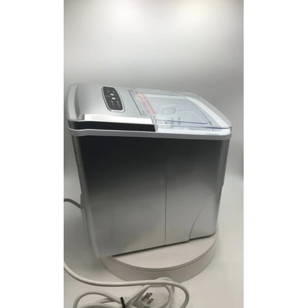Insignia - 26-Lb. Portable Ice Maker -Silver