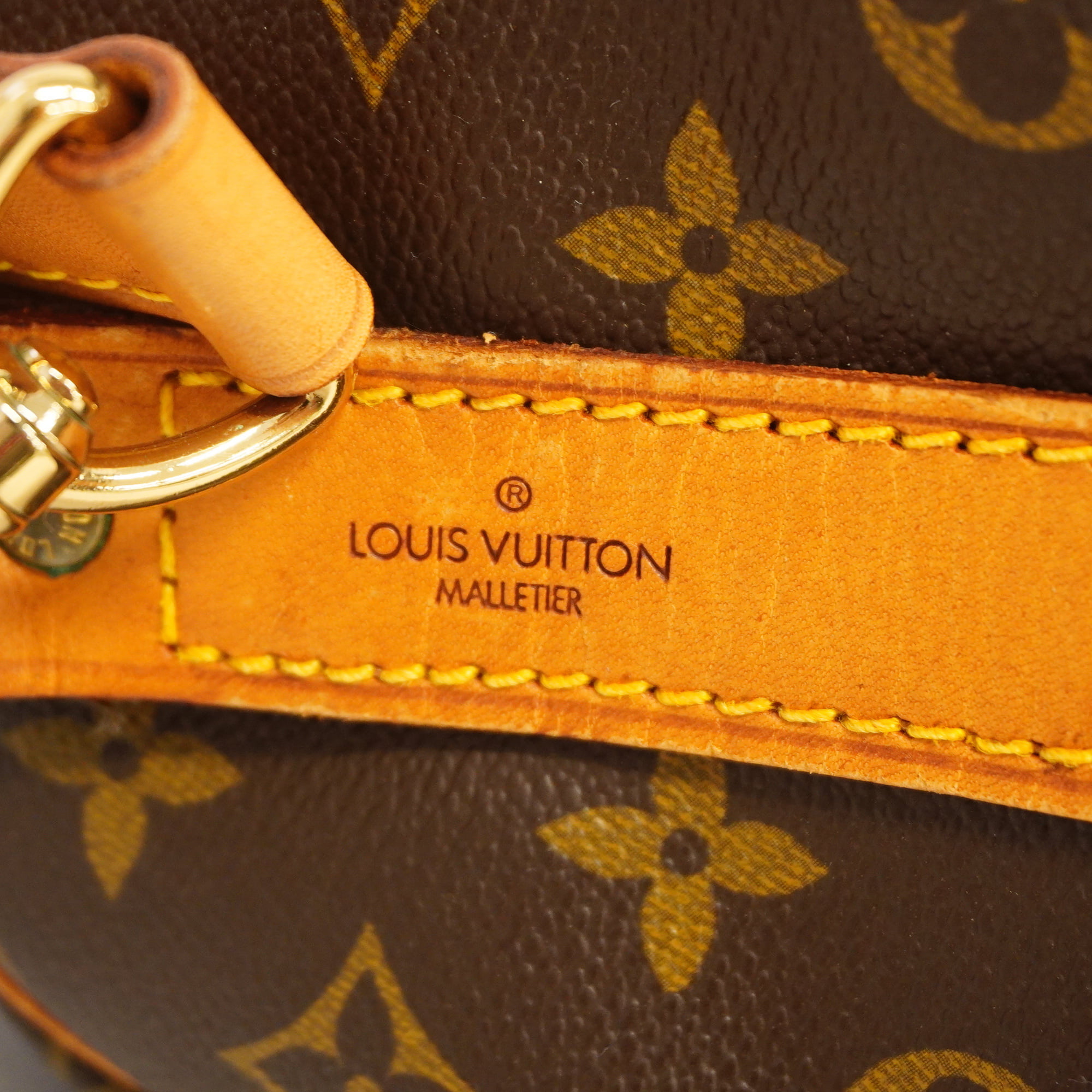 Auth Louis Vuitton Monogram Pochette Valmy Shoulder Bag M40524 Used