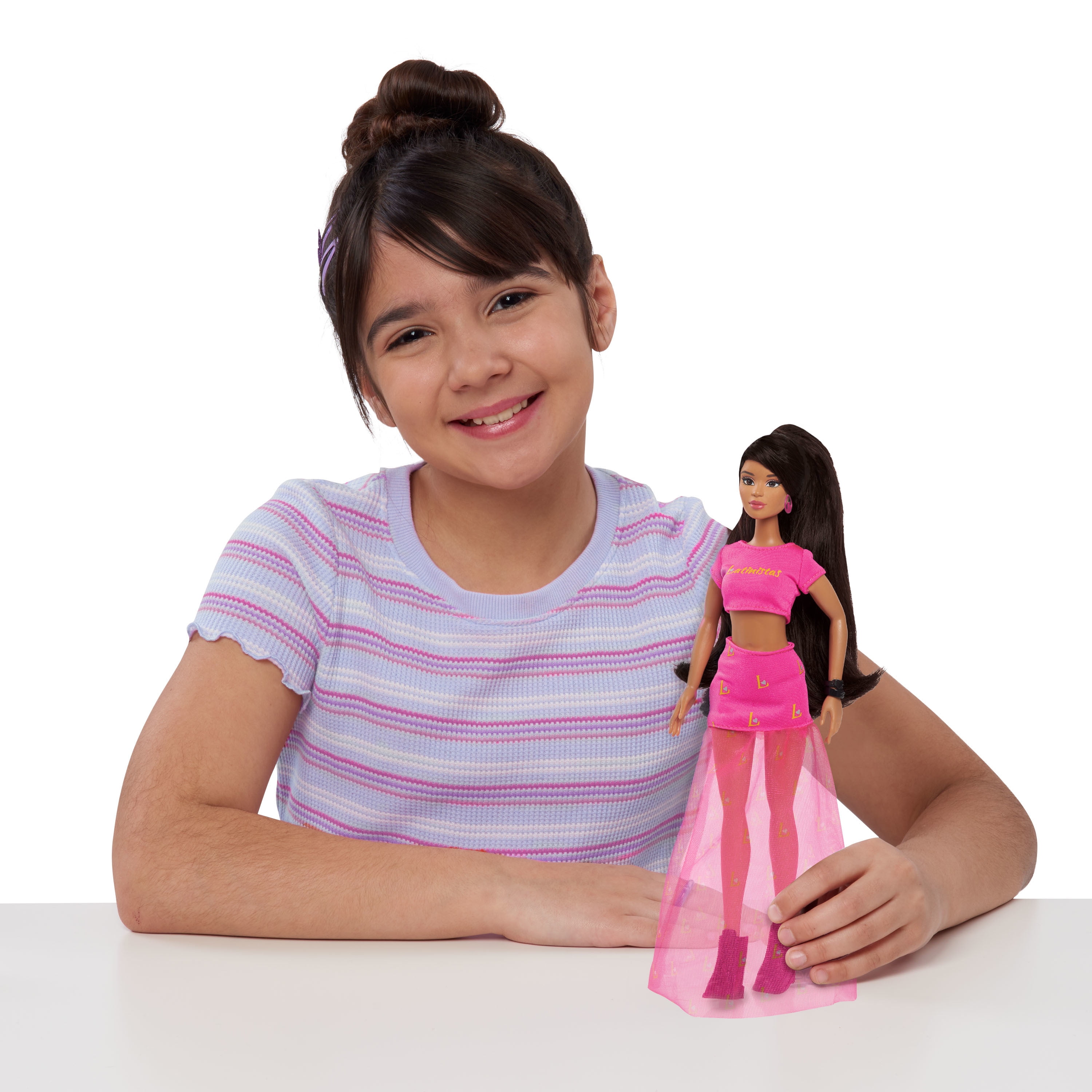 Mejores ofertas e historial de precios de Latinistas 11.5-inch Catalina  Latina Fashion Doll and Accessories, Kids Toys for Ages 3 Up, Designed and  Developed by Purpose Toys LATIN; The First all-Latina Line