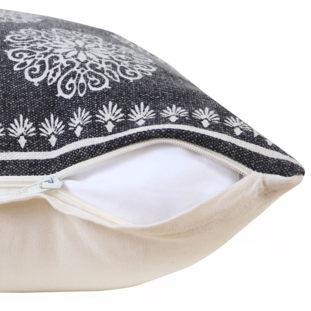 LR Home Ox Bay Hand-Woven Black/White Floral/Botanical All-Natural Cotton Pillow Cover