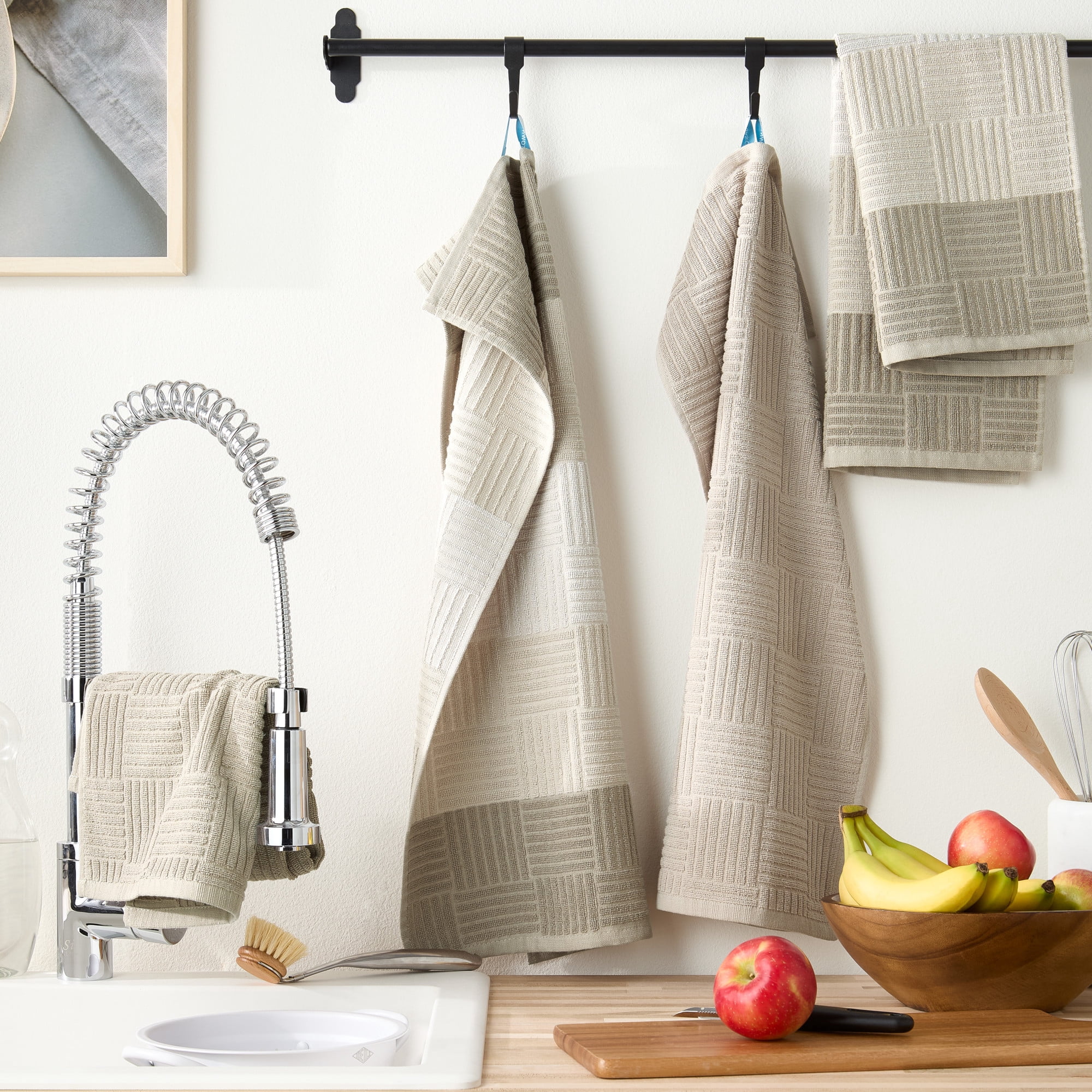 TOWN & COUNTRY BASICS Basketweave Antimicrobial Terrycloth Kitchen Towel 4-Pack Set, Absorbent 100% Cotton, Machine Washable, Beige, 16"x28"