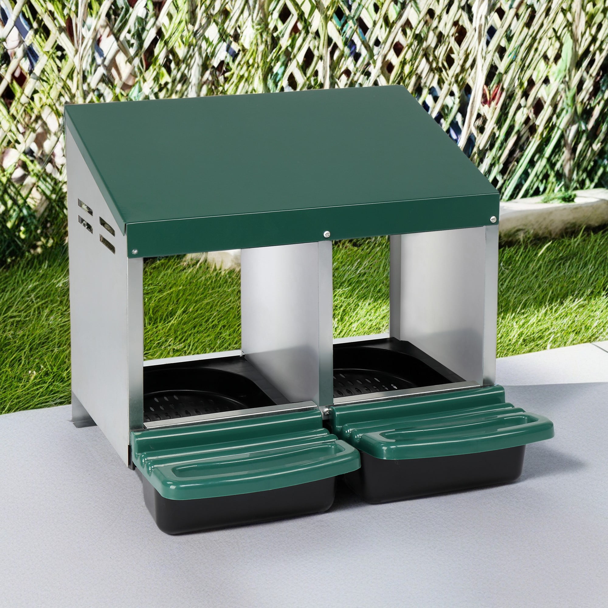 Pefilos Chicken Nesting Box, 2 Compartment Metal Chicken Laying Box with Plastic Basket, Poultry Nest Boxes, Rust Proofed Wall Mount Chicken Coop Boxes, Green