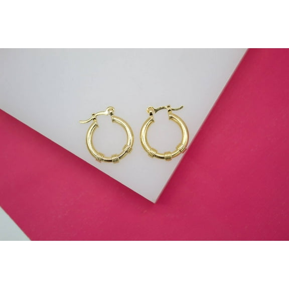 Small Twists Lever Back Hoop Earrings (J103)