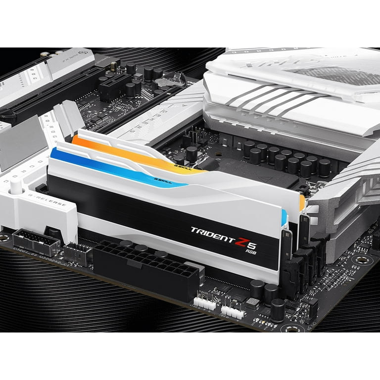 DDR5 16GB 2枚セット G.Skill TRIDENT Z5 RGB Amazon.com: G.SKILL Trident Z5 RGB 32GB [2 x 16GB] DDR5