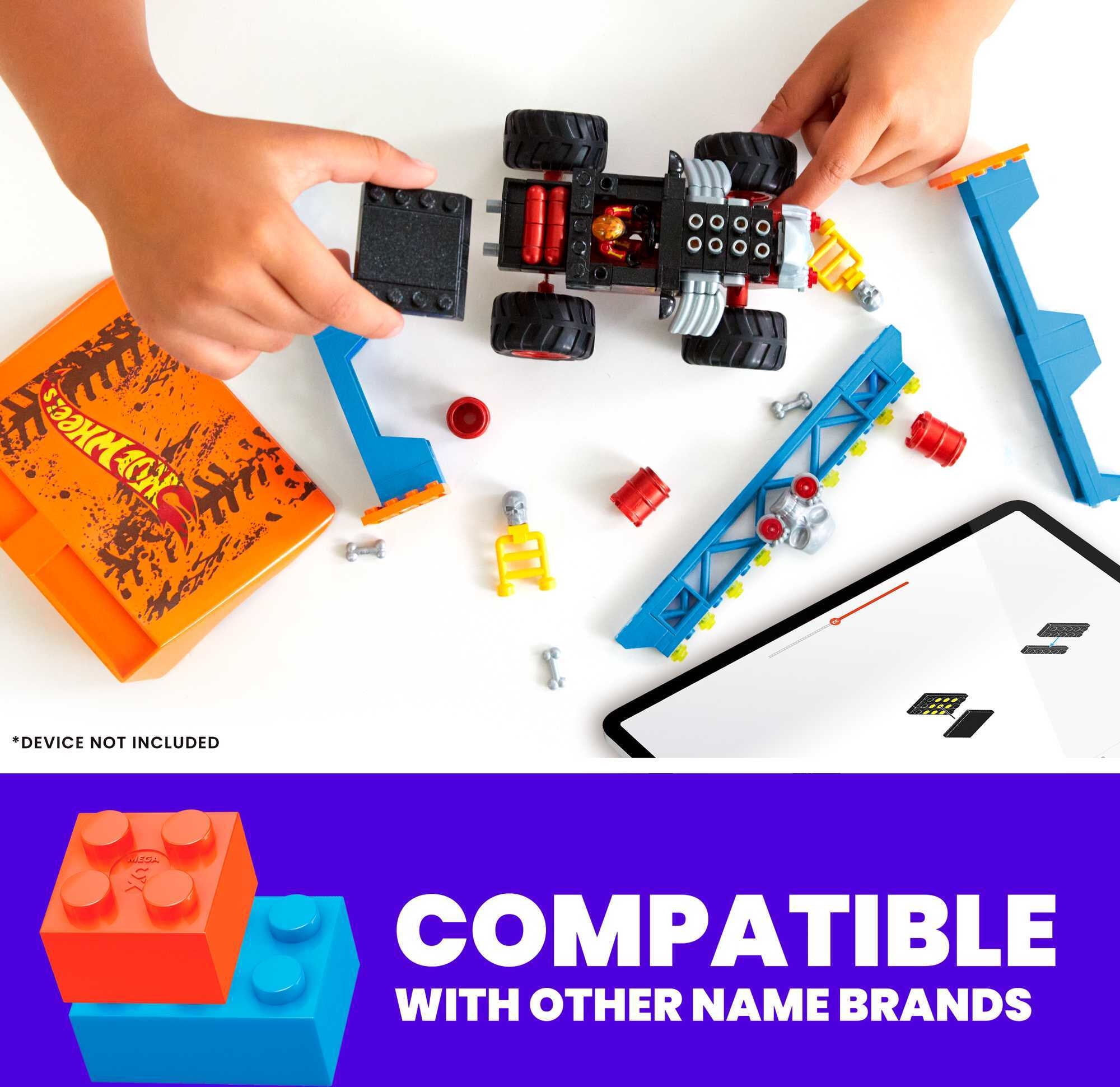 Mega Hot Wheels 151-Piece Construction Set - Hot Wheels - Bone Shaker Course - Shock and Crash - 1 Ramp, Obstacles and 1 Mini Driver Figure, Children's Toy, Ages 5 and Above, HKF87