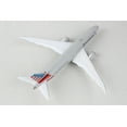 thumbnail image 5 of GeminiJets 2088F American Airlines 787-9 'N835AN' Flaps Down 1/400 Scale Model, 5 of 8