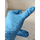 thumbnail image 2 of Los guantes acrílicos desechables son resistentes y fáciles de transportar y se pueden desechar después de su uso., 2 of 4