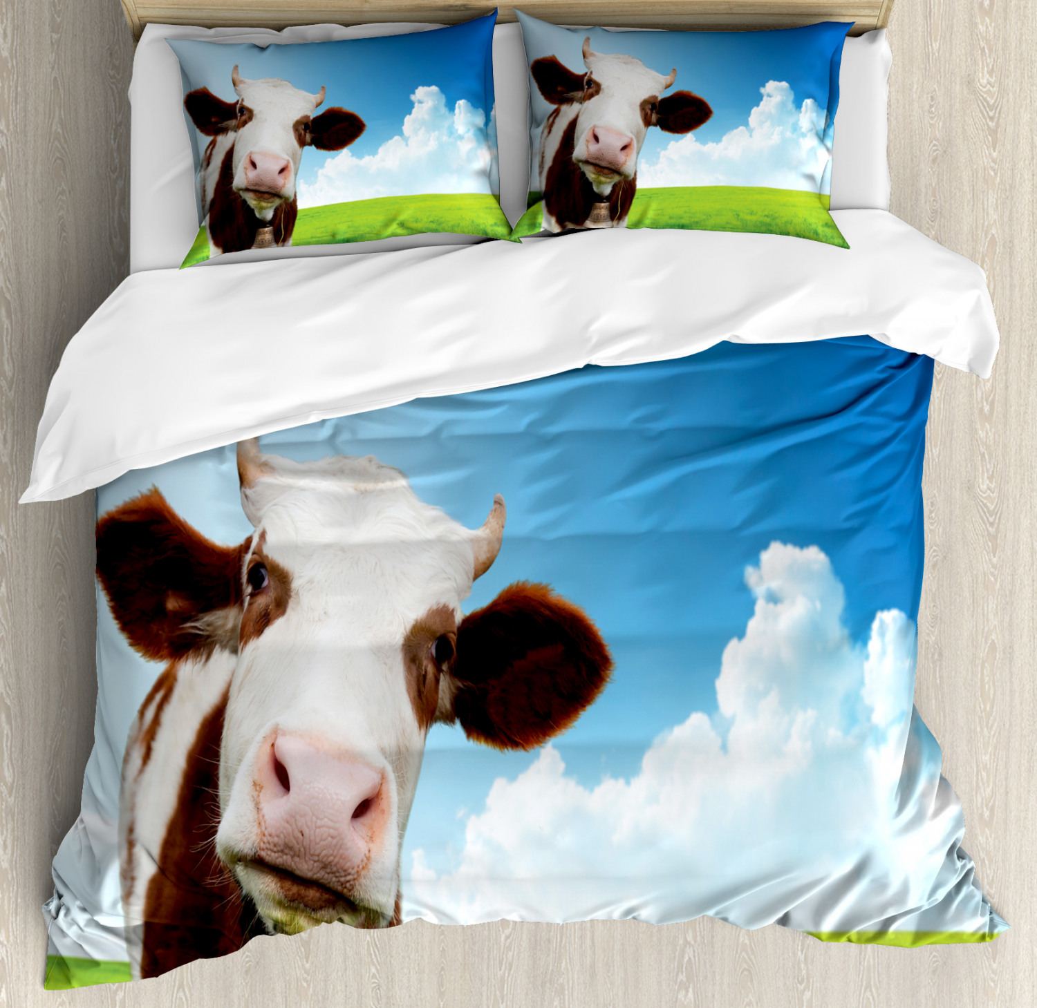 Cattle Queen Size Duvet Cover Set, Cute Brown and White Cow Staring
