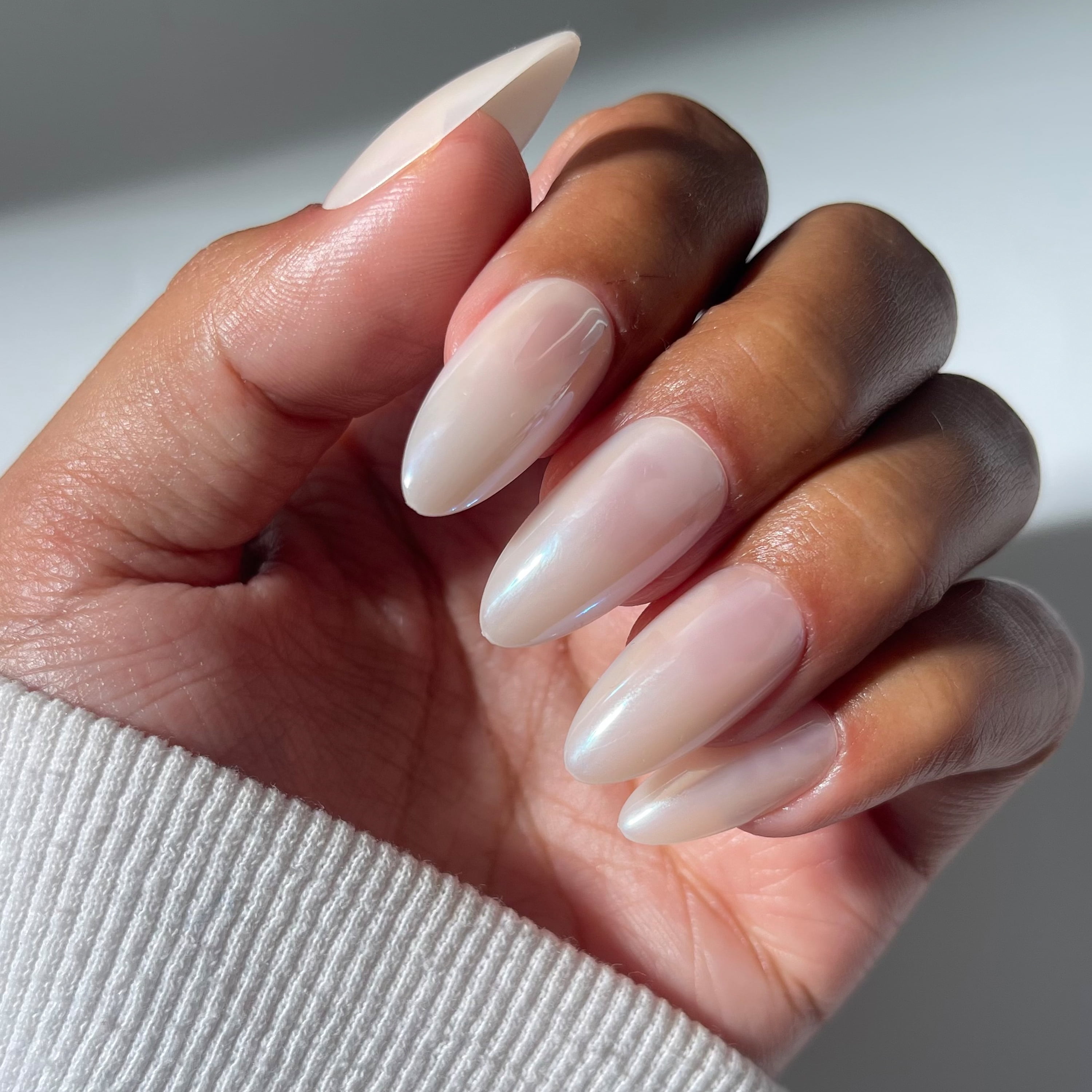 Salon Perfect Artificial Fake Press On Nails, 495 Glazed, White, Medium Almond, File, Glue and Prep Pad Included, 30 Nails