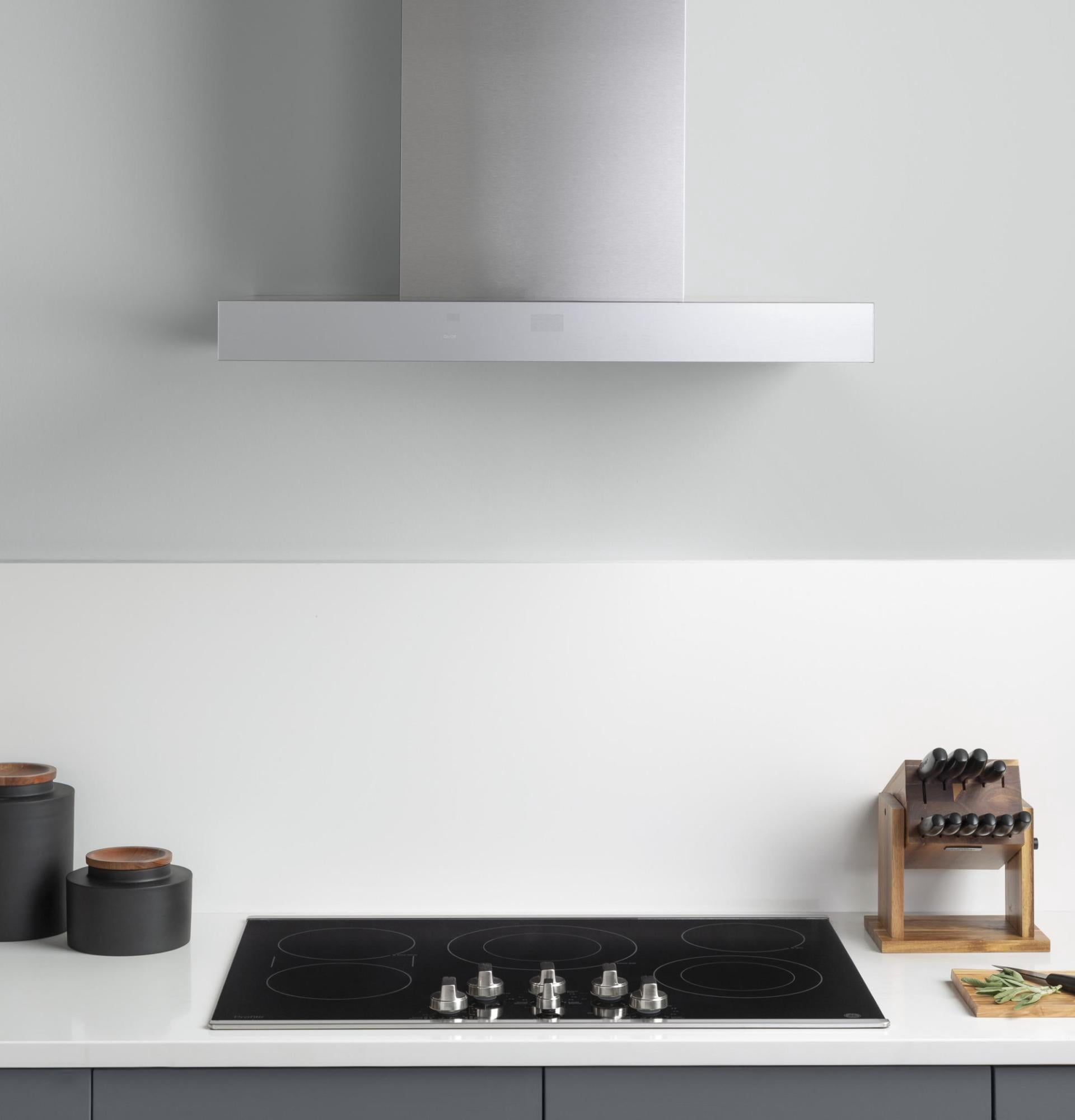 GE Appliances 30 in Wall Mount Range Hood in Stainless Steel
