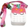 thumbnail image 1 of Bandolera HUOGUO It de silicona con dibujos animados de unicornio para niñas, 1 of 3