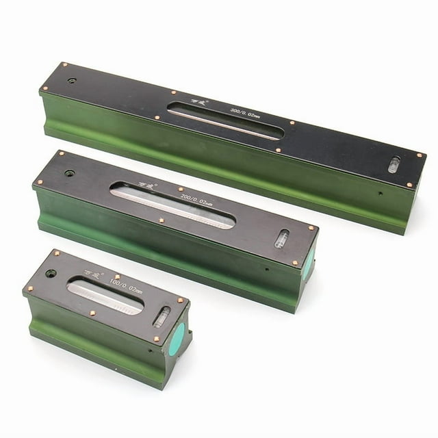 High Precision 0.02mm Gradienter Leveling Tool with Black Cover, 300mm Bar Type Level for Machine Bed Debugging & Horizontal Measurement, Clear Readable Scale, Durable Construction for