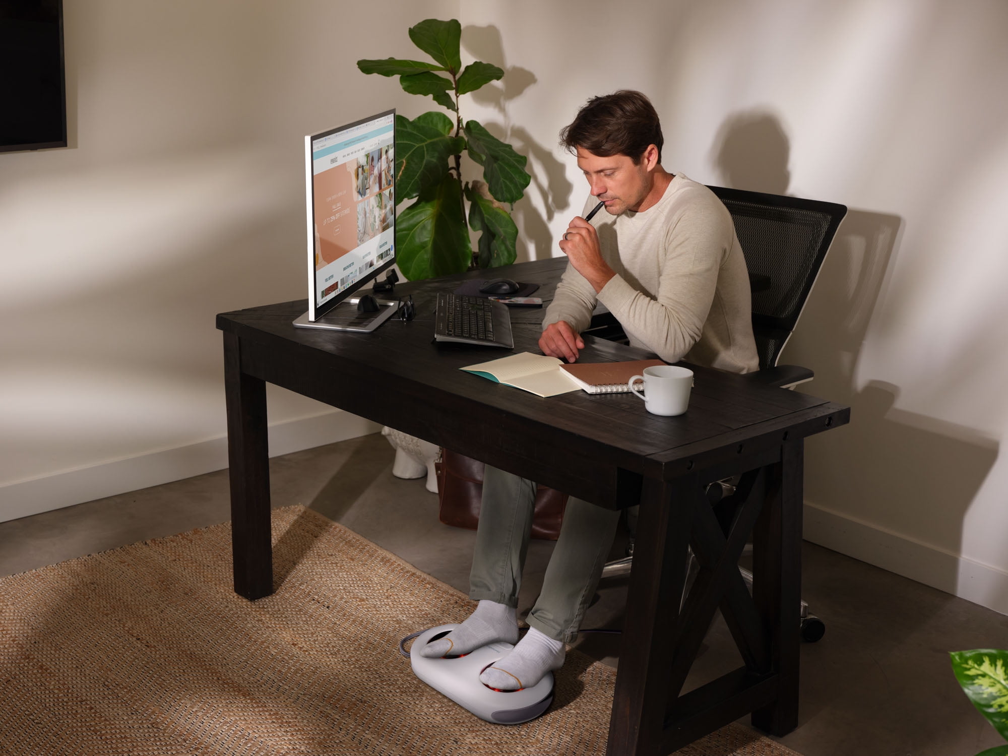 Homedics MaxComfort Shiatsu Foot Massager, Rotating Shiatsu Massage Nodes with Soothing Heat - White, L 9.92in x W 5.31 x H 2.09, 1.83LB.