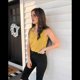 thumbnail image 4 of Camisetas Sin Mangas con Cuello en V para Mujer, Color Amarillo, Talla S, 4 of 6