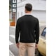 thumbnail image 3 of Suéter ligero de punto con cuello en V para hombre, 3 of 6