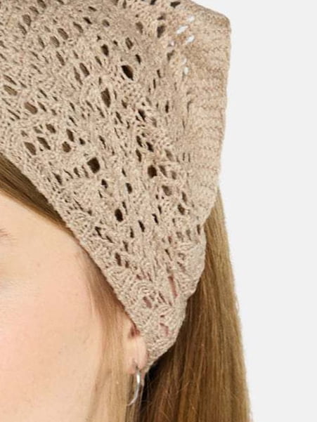 No Boundaries Women’s Woven Triangle Headscarf in Oxford Tan with Casual Geometric Pattern