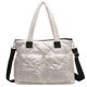 thumbnail image 1 of Bolso Mano Acolchado Gran Capacidad Informal A La para Mujer Bolso Hombro 8020 Color Blanco Roto, 1 of 9