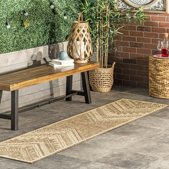 nuLOOM Landry Aztec Indoor/Outdoor Area Rug, 2' x 8', Runner, Landry Brown