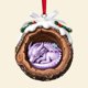 thumbnail image 1 of Adornos Navideños Acrílicos "Dormir En Un Tronco con Acebo Nevado", Decoración Festiva Colgante para Los Amantes de Las Fiestas., 1 of 2