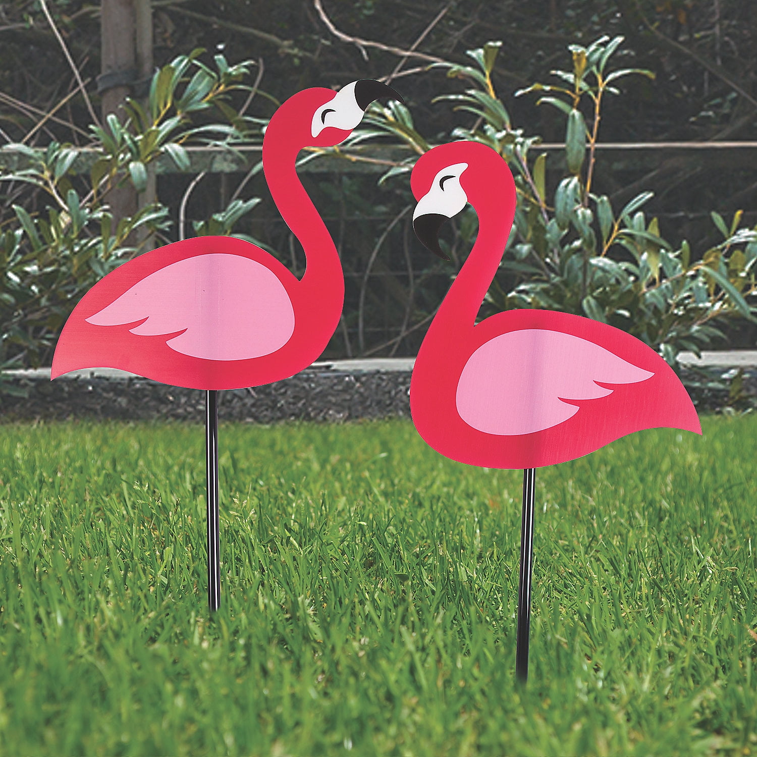 Flamingo Flock Yard Set Party Decor 10 Pieces