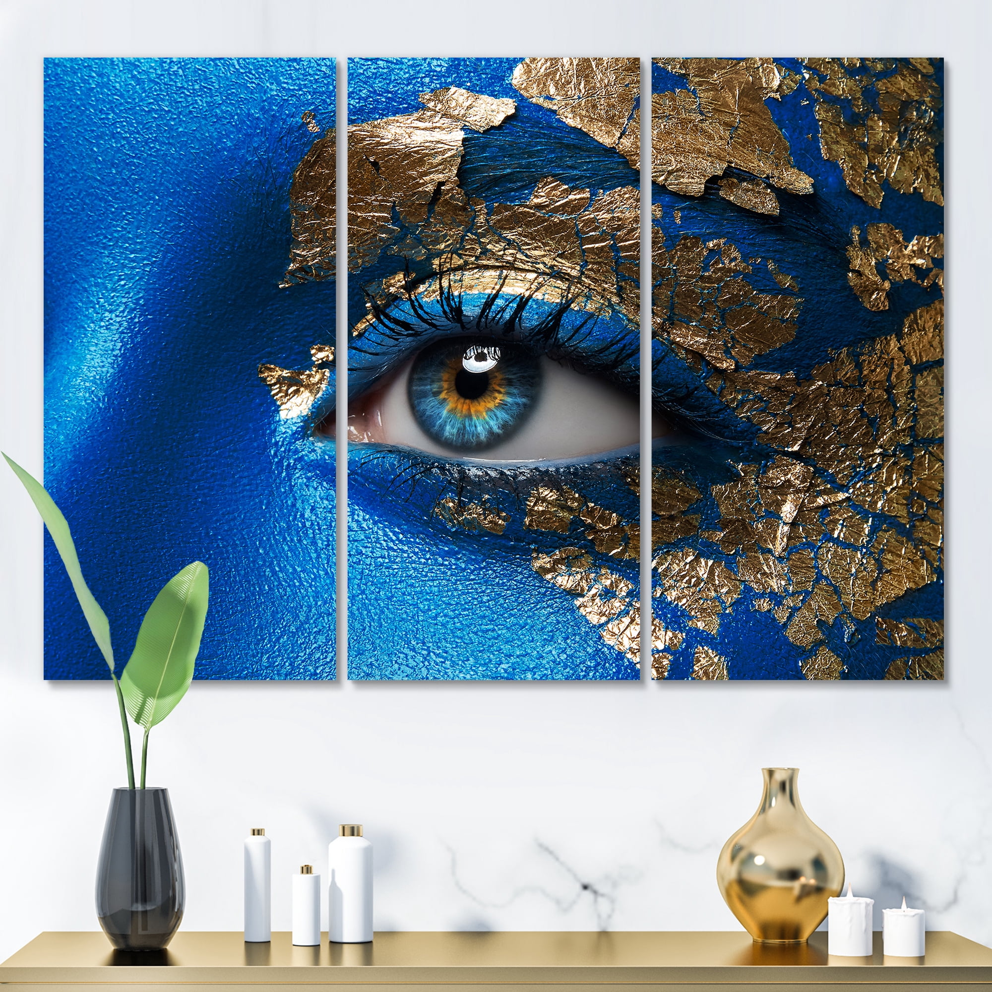 Designart ' Portrait of A Young Woman Model With Blue Make-Up ' Modern Canvas Wall Art Print