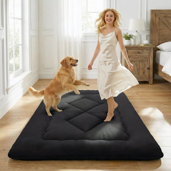4" Thick Japanese Futon Mattress Pad - Foldable Floor Mattress & Sleeping Pad for Guests, Dorms & Kids Rooms, Portable Tatami Style Bed with Firm Support & Carry Strap, Full Size, Black