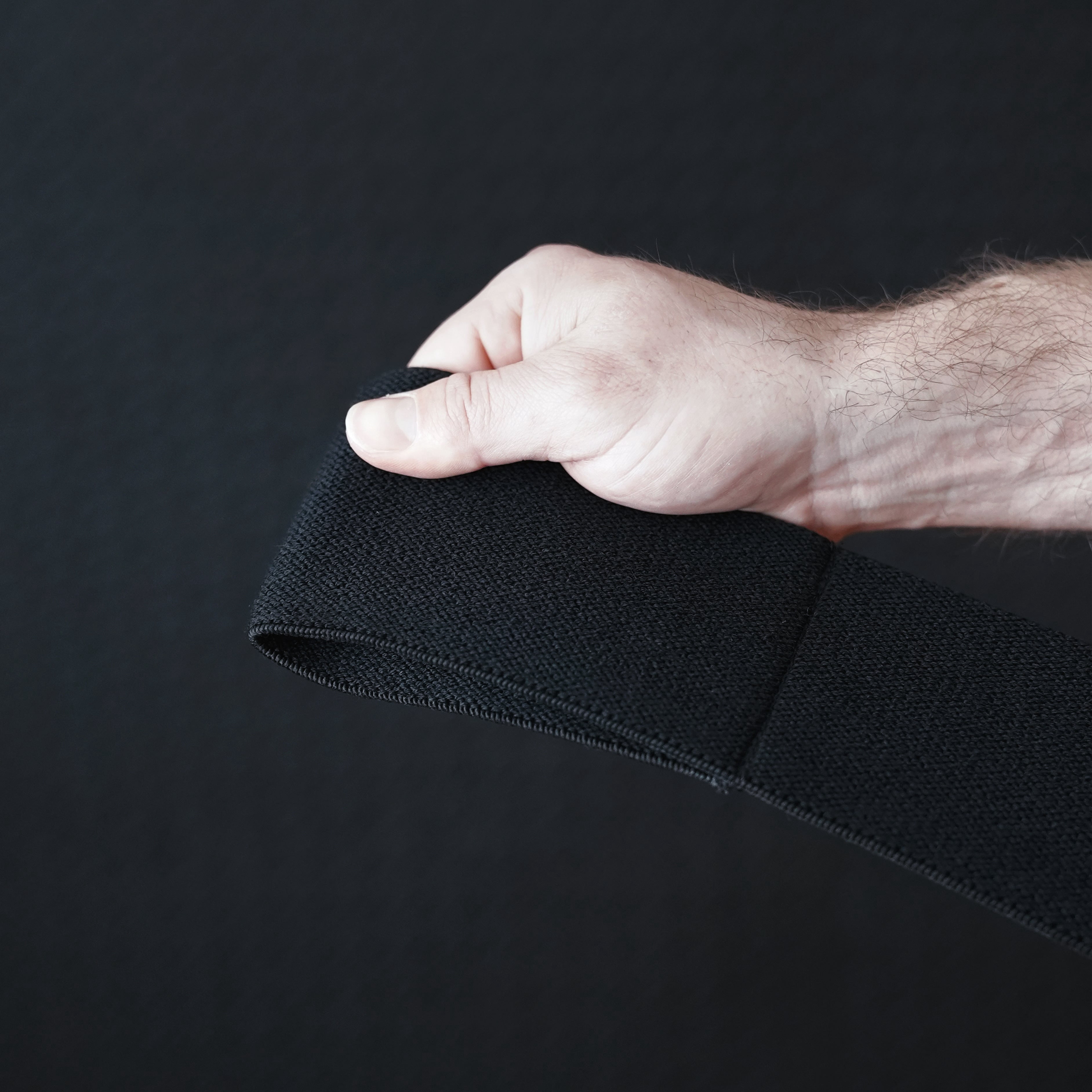 Bay Gear Co. Weightlifting Elbow Wraps (1 Pair) - Flexible Elbow Compression Strap & Joint Support Brace - For Bench Press, Powerlifting, Overhead Pressing and Heavy Lifts - Black