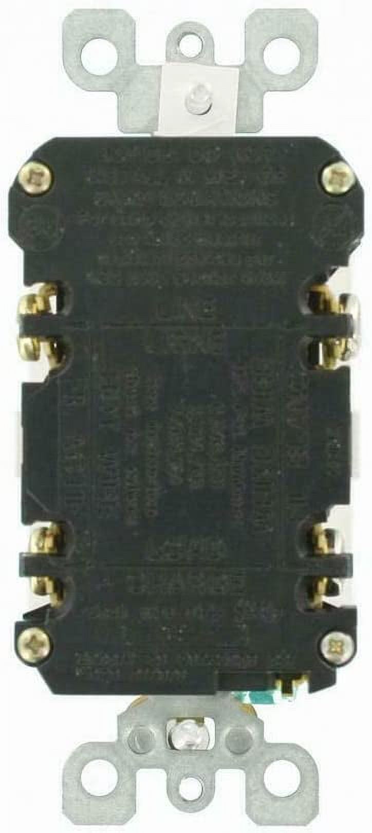 Leviton 15 Amp 125-Volt Duplex Self-Test Slim GFCI Outlet, White (4-Pack) - New