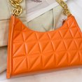 thumbnail image 2 of Bolso bandolera para mujer Bolso informal con textura de cadena acolchada para mujer (naranja), 2 of 7