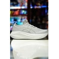 thumbnail image 1 of Zapatillas Para Correr ASICS GEL-NIMBUS 27 Para Mujer (Gris Lago/Blanco Salvia) Talla 9.5 de EE. UU., 1 of 5