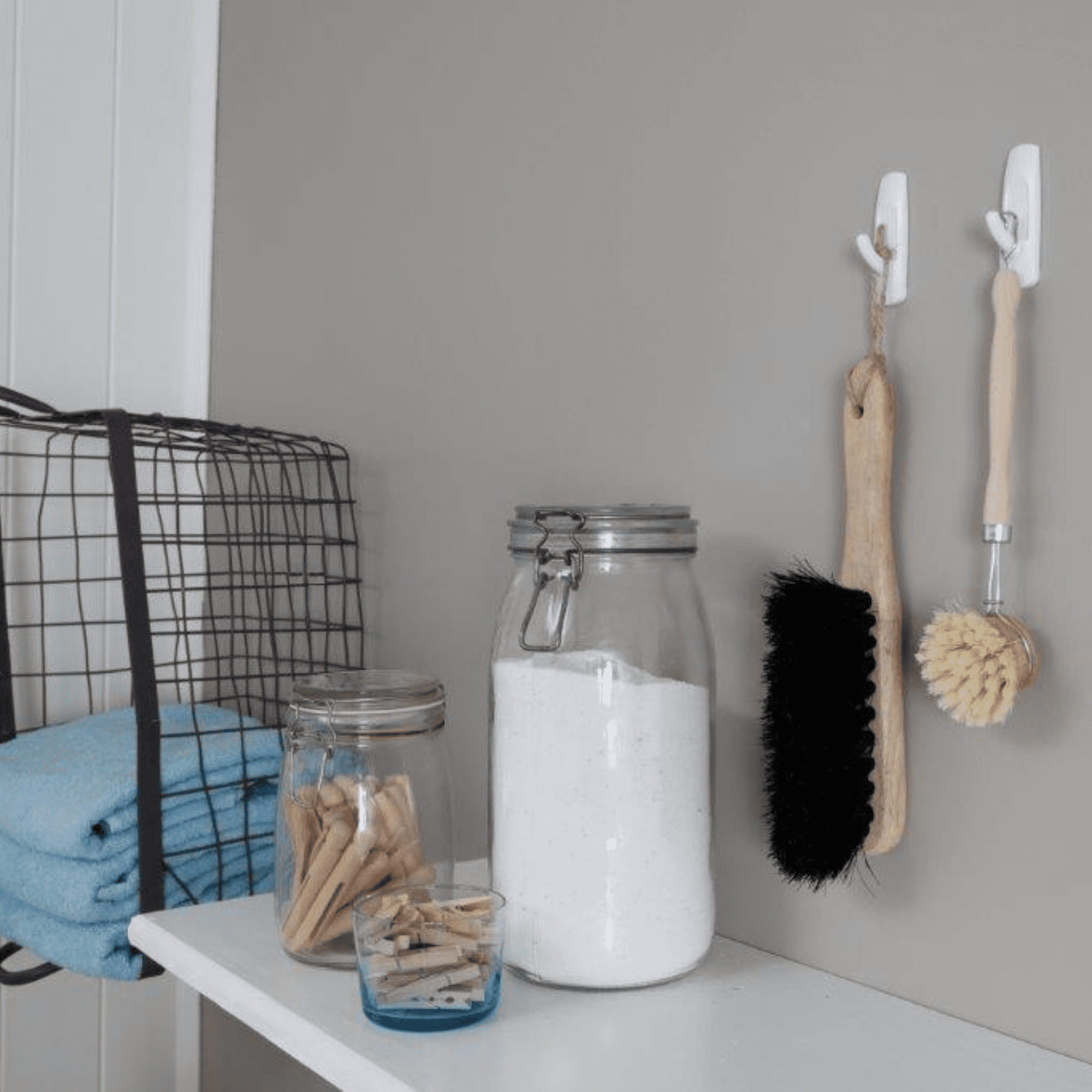 Command Large Utility Hooks [Removable]: (White) [6-pack]