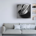 thumbnail image 2 of Trademark Fine Art Emel Sefer Broken Heart Canvas Wall Art, 2 of 4