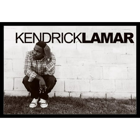 Kendrick Lamar Crouching Laminated & Framed Poster (36 x 24)