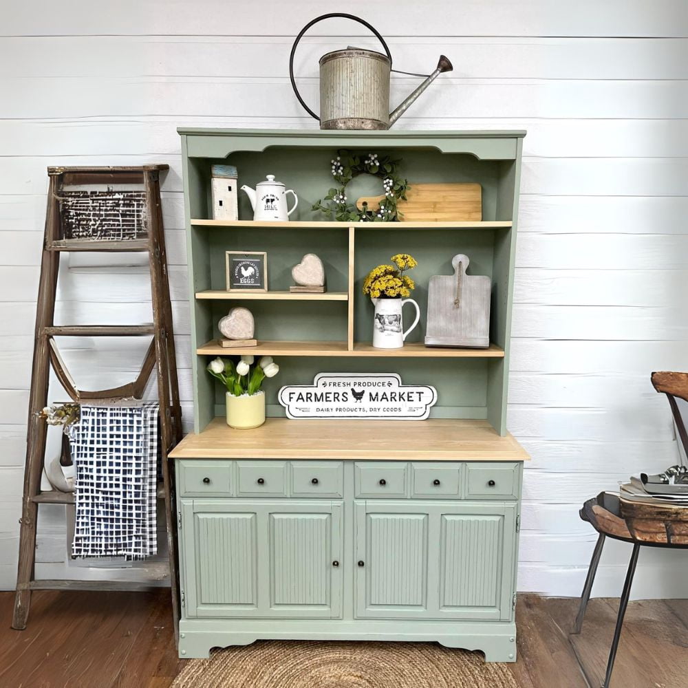 Colorantic | SAGE Chalk Paint Based for Furniture DIY - Multi-Surface All-in-One Craft Paint | SOFT LIGHT GREEN Home Decor Painting - 32 oz