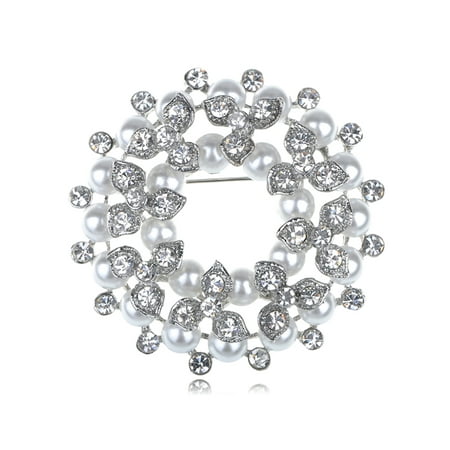 - Faux Pearl Bead Clear Crystal Rhinestone Wreath Winter Reef Holiday Pin Brooch