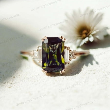 JEWELRYTREASURE 8x6 mm / 1 Ct Peridot Engagement Ring Yellow Gold Plated Ring Cluster CZ Diamond Women Jewelry August Birthstone Promise Ring Gift for Her Radiant Cut Gemstone Ring
