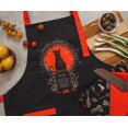 thumbnail image 5 of Delantal de cocina Ukonic Disney Hocus Pocus Thackery Binx, 5 of 5