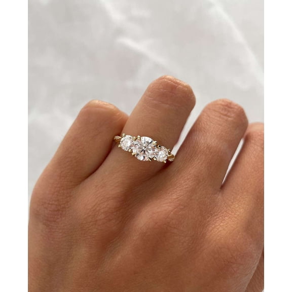 vylahjewellery 10K Rose Gold Twisted Wedding Ring Round Moissanite Three Stone Engagement Anniversary Ring Unique Round Vintage Bridal Ring Anniversary Ring for Women