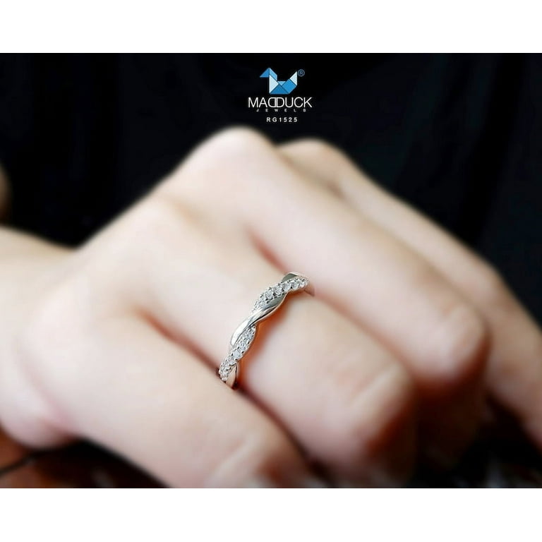 In argento sterling placcato al rodio, con zirconia cubica