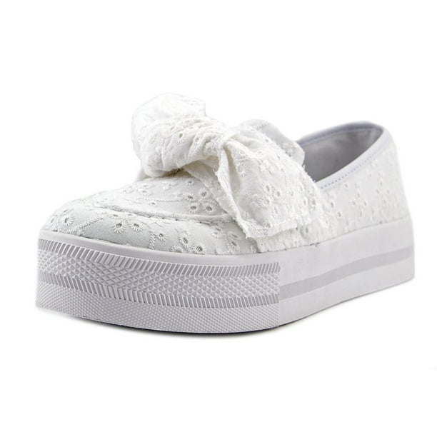 guess slip on shoes womens