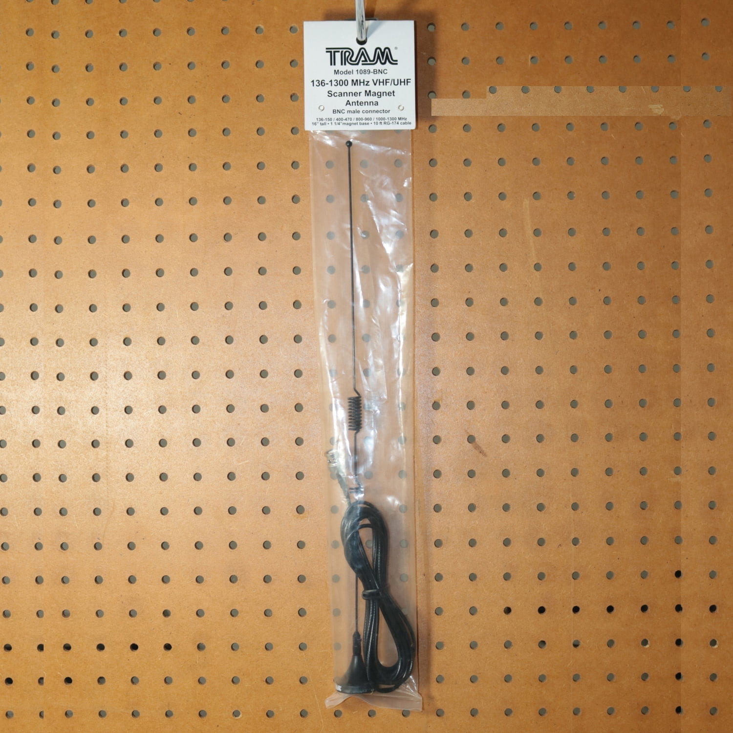 Tram Scanner Mini-Magnet Antenna VHF/UHF/800-MHz to 1,300-MHz with SMA-Male Connector