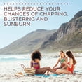 thumbnail image 4 of Bálsamo labial Hawaiian Tropic Sunscreen SPF 30 Tropical Flavor 4g, 4 of 5