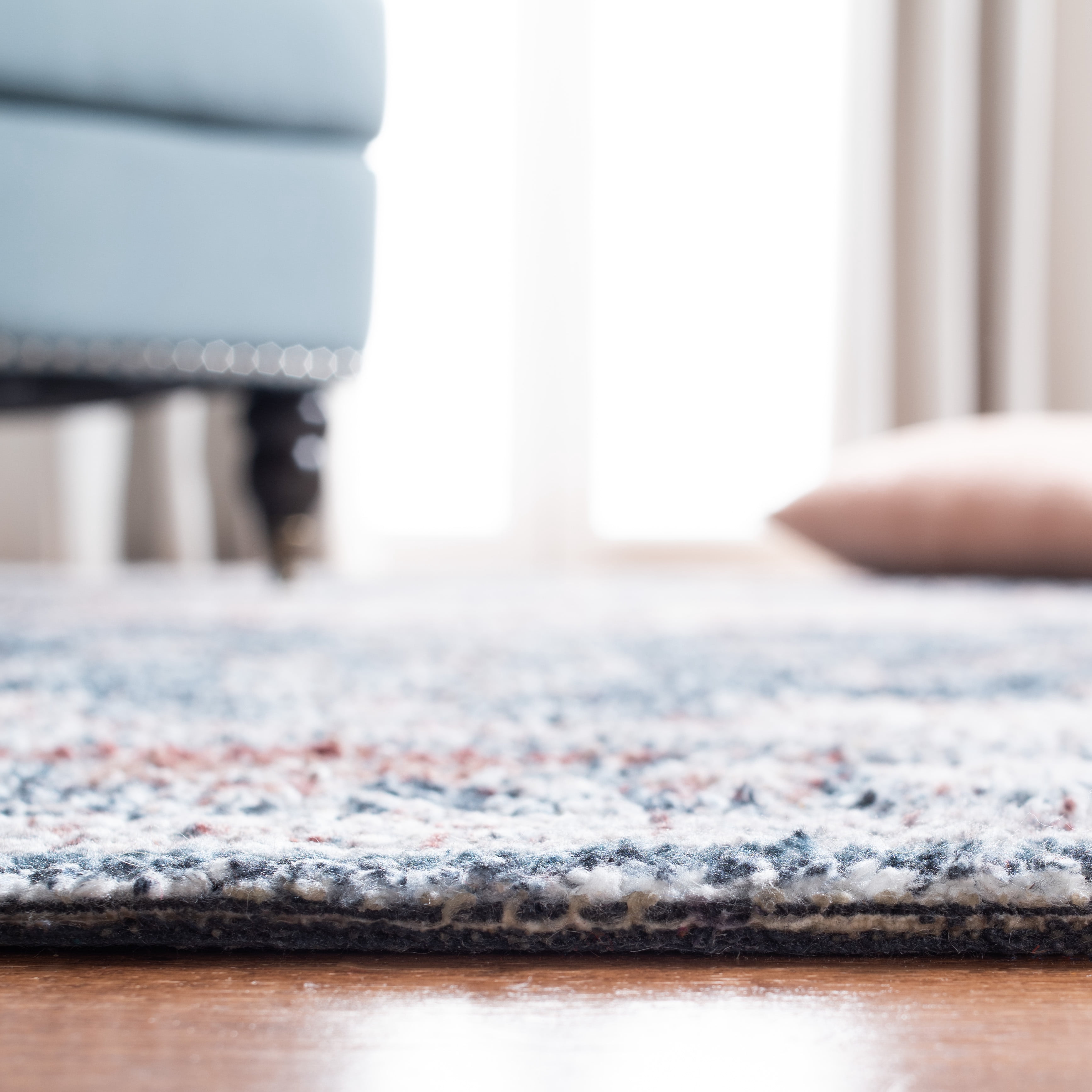 SAFAVIEH Classic Vintage Ramona Medallion Area Rug, Light Blue/Rust, 9' x 12'