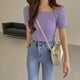 thumbnail image 3 of Camiseta de punto Mujer Camiseta de manga corta con cuello cuadrado Camiseta ajustada de color sólido, Morado tholdsy AP001600-02B, 3 of 7