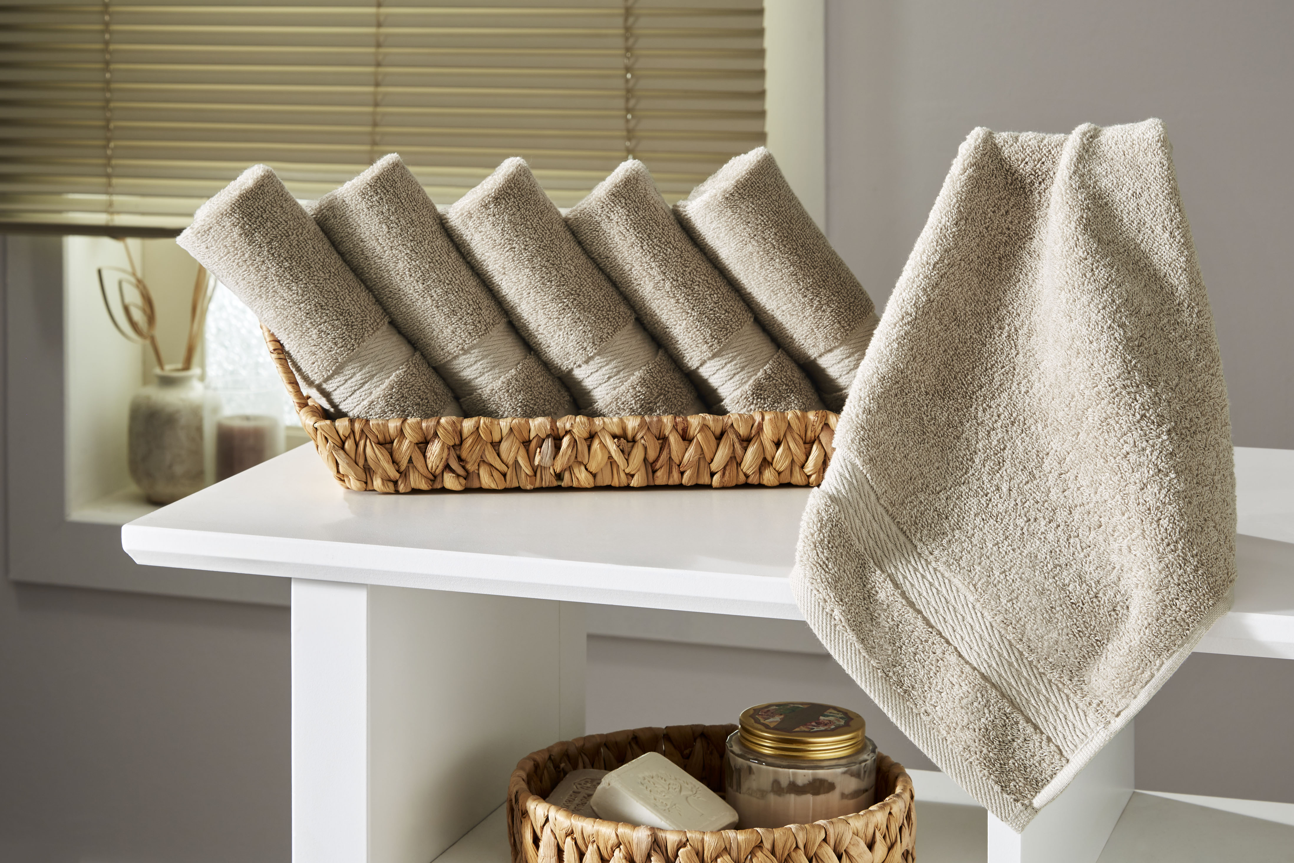 Ozdilek 6-Piece Washcloth Set 13x13 Bath Towels 100% Turkish Cotton, 600 GSM, Soft, Gentle on Sensitive Skin,Purpose Use, Washable, Reusable, Ideal for Baby Care & Spa 6 Towels (Seahorse Beige)