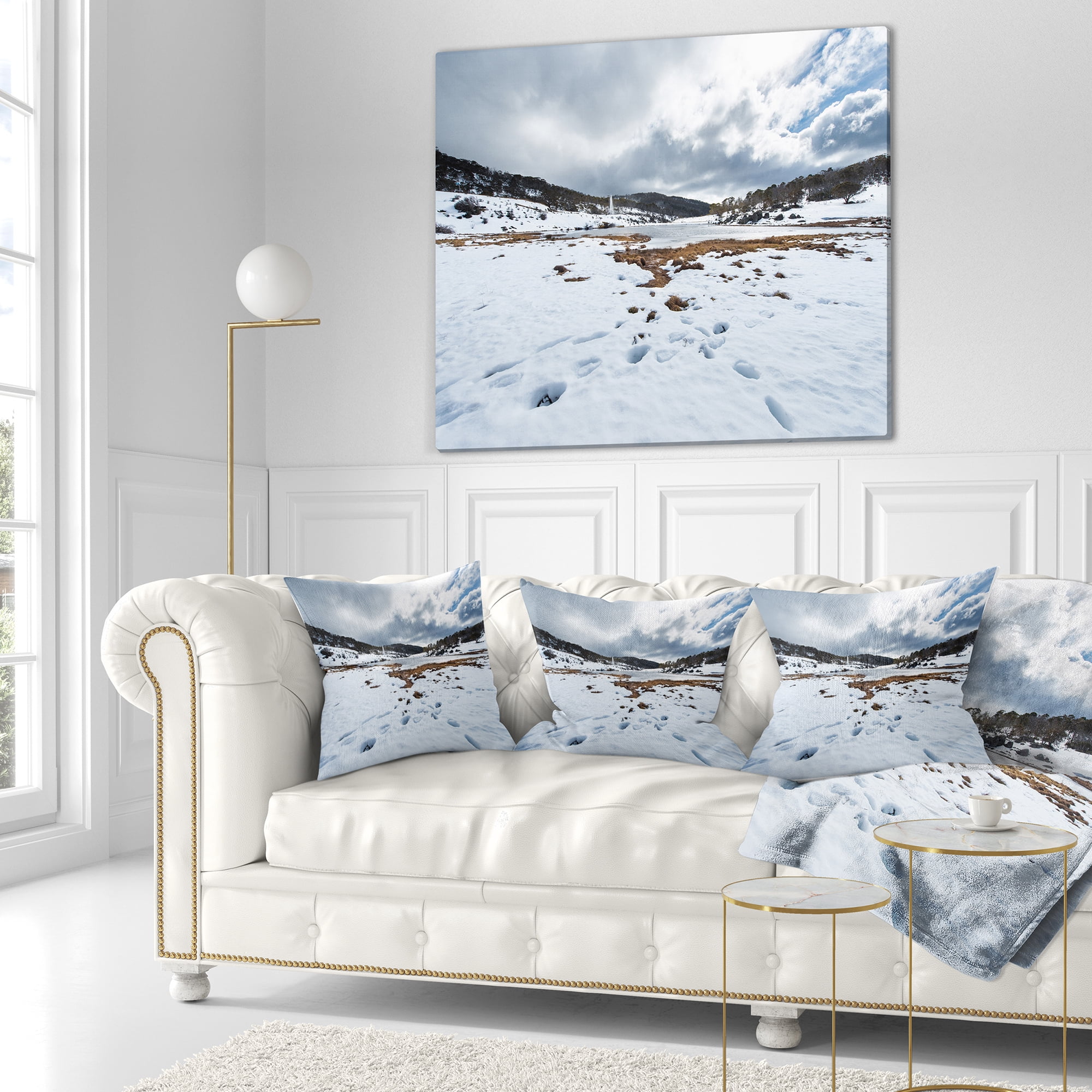 Designart Snow Mountains in Kosciuszko Park - Landscape Printed Throw Pillow - 18x18