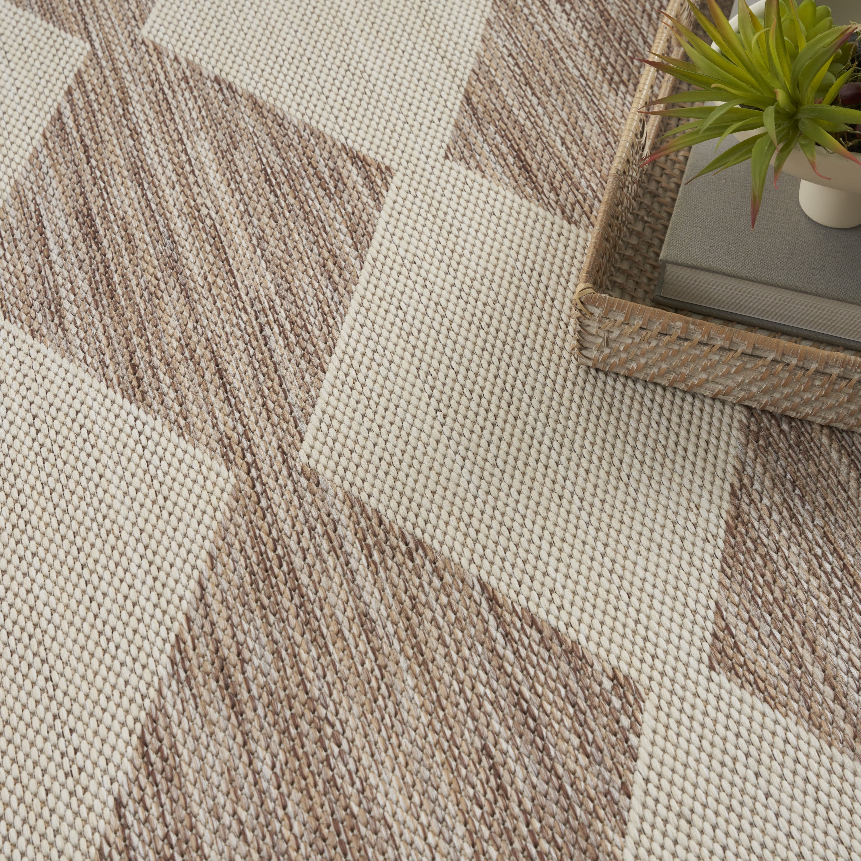Nourison Positano Indoor/Outdoor Beige 6' x 9' Area Rug (6x9)