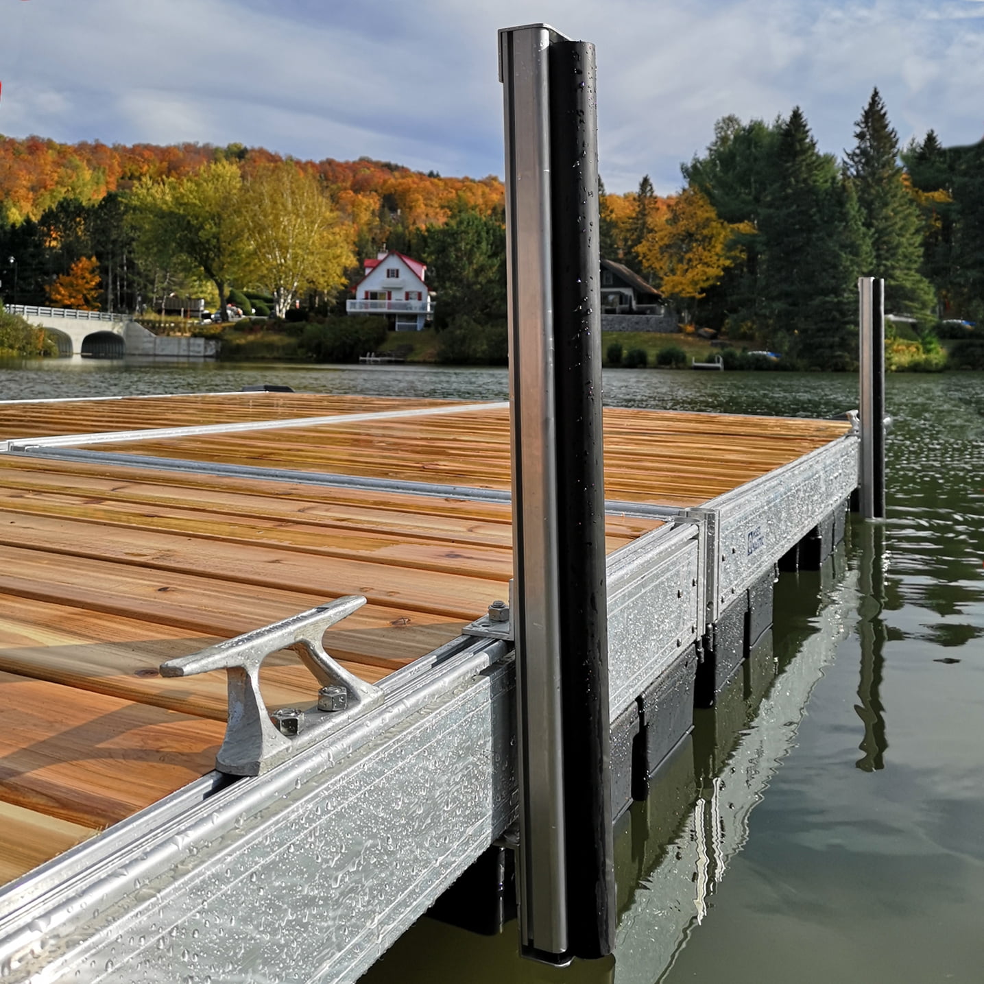 Multinautic Pair of Vertical Adjustable 30-inch Black PVC Bumpers on Aluminum Frames for Boat Docks